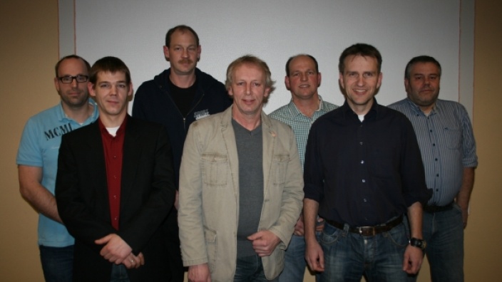 Die Direktkandidaten für die Kommunalwahl v.l.: Jan Dohrn, Dennis Stoy, Maik Warncke, Hans-Walter Schoof, Hermann Hanssen, Jan Martens, Thomas Kraus, Foto: Erhard Stollberg